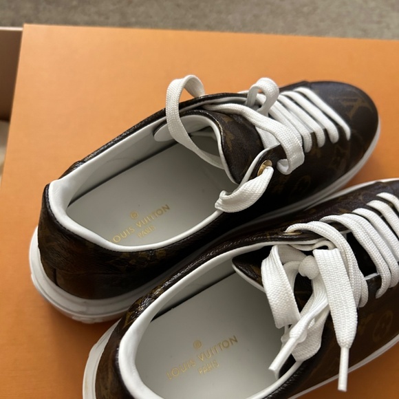 Louis Vuitton time out sneakers - Picture 2 of 5